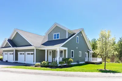 5 Bartlett Rd #5 1