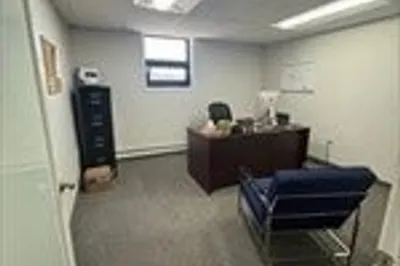 25 Commercial Dr #30 1