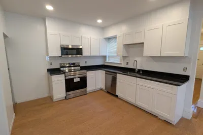 14 Market St #1