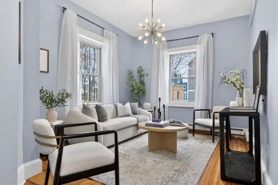 32 Robinwood Ave #7