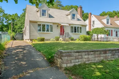 44 Smyrna St 1