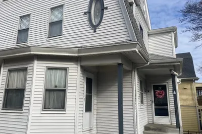 38 Walnut St #2