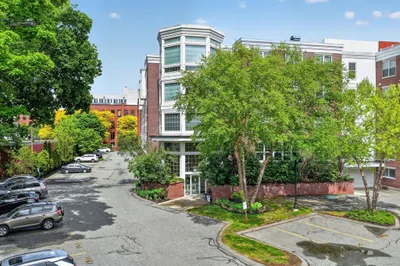 248 Albion St #315 1