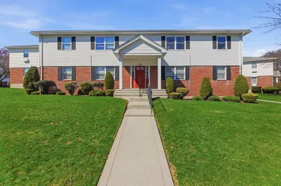 68 Colonial Cir #C