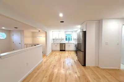 9 Dwight St #2