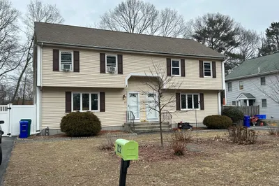 122 Curtis Ave 1