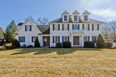 24 Victoria Ln 1