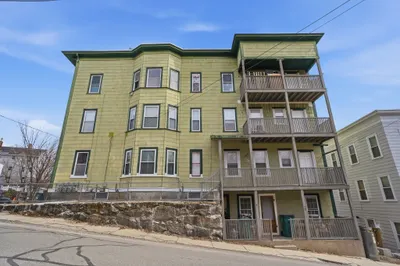 26-28 Wood St