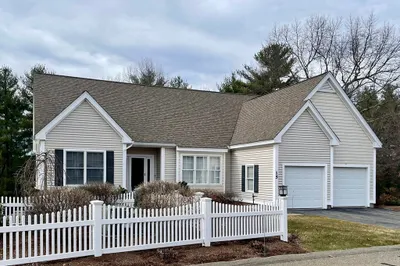 15 Stone Ridge Rd #15 1