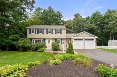 18 Laurel Drive 1