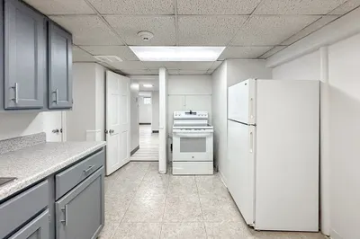 283 Cushman Ave #1L