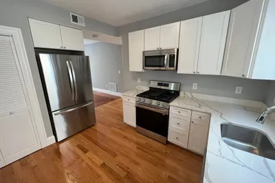 33 Hancock St #2