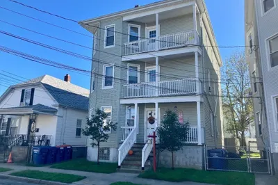 42 Princeton St 1