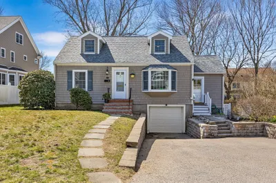 10 Ellison Rd 1