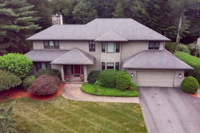 70 Tennyson Dr 1