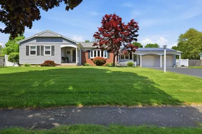 69 Parkview Dr 1