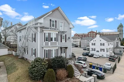 640 S Main St 1