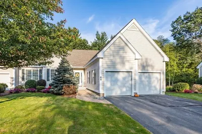 45 Stone Ridge Rd #45