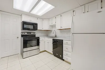 14 Shadowbrook Lane #30