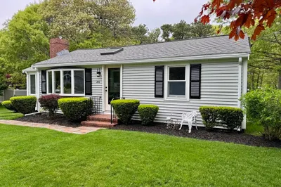 216 Cranberry Ln 1