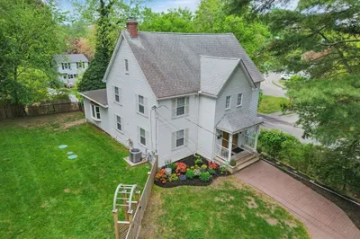 62-64 Lincoln Ave
