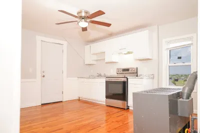 15 Washburn St #3 1