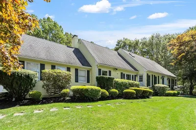 30 Goose Pond Rd 1