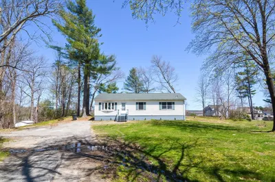 369 Thompson Rd