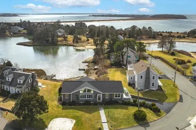 36 Benedict Rd 1
