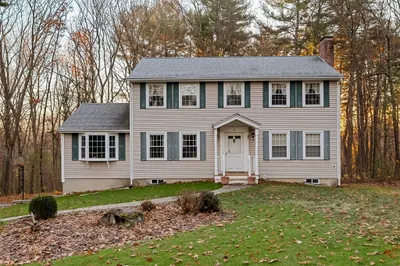 62 Wildwood Dr 1