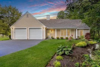 11 Kathleen Grant Road