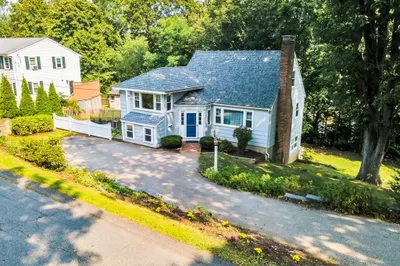15 Harborview Drive