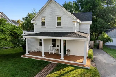 12 Short St