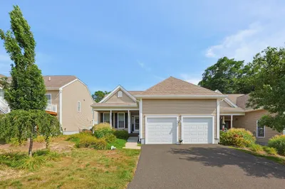 109 Old Field Road #109 1
