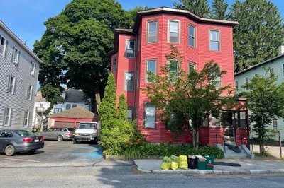 142 West St 1