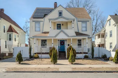 26 Mapledell St