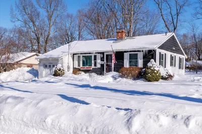 134 Jamieson Rd 1