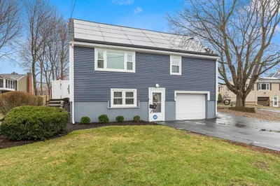 24 Scenic Avenue