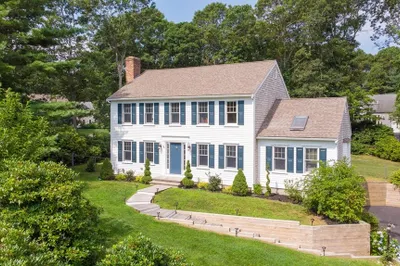 15 Moon Compass Ln 1