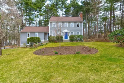4 Crestview Drive 1