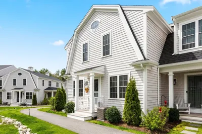 138 Elm St #38 1
