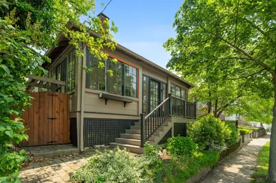 15 Herbert Rd