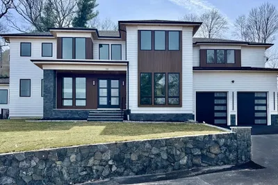 58 Woodbine Circle 1