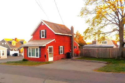 85 Maplewood Ave 1