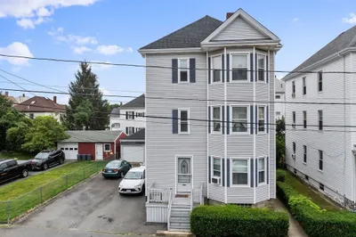 81 Sidney St