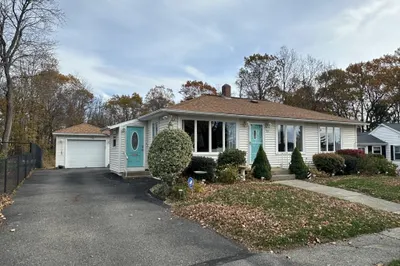 20 Wedgewood Rd