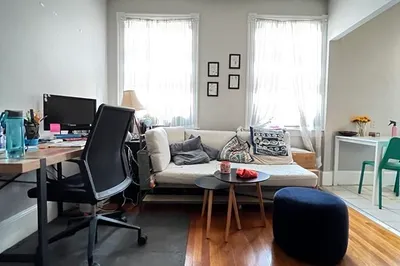 1082 Commonwealth Ave #301