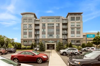 201 Elliott Street #112 1