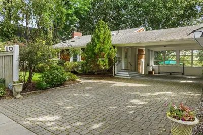 10 Blanchard Road 1
