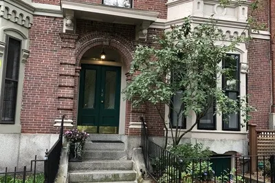 12 Monument Sq #4